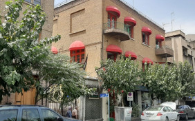 اقامتگاه سنتی لولاگر تهران