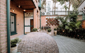 اقامتگاه سنتی عمارت 85 تهران