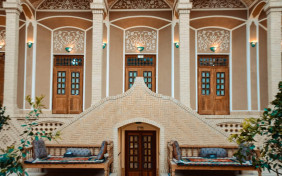 هتل بوتیک دربار یزد 2