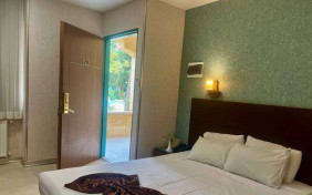 اتاق دوتخته برای یک نفر هتل پارسیان یزد