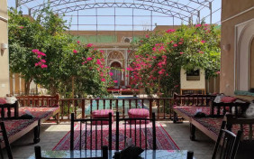 هتل سنتی کهن کاشانه یزد