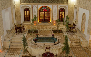 تور اقامتگاه سنتی کلیاس کرمان