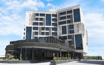 تور هتل سیزنز اصفهان