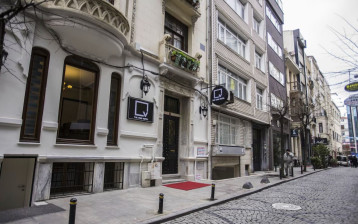 تور هتل وید The void استانبول