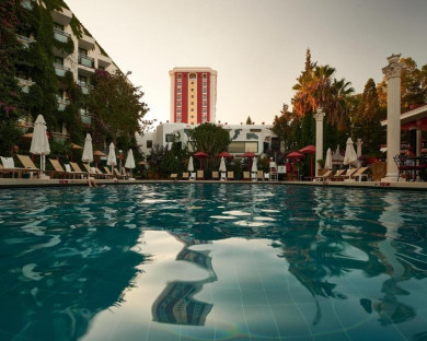 Antalya-ClubSera-1.jpg