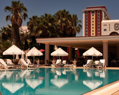 Antalya-ClubSera-11.jpg