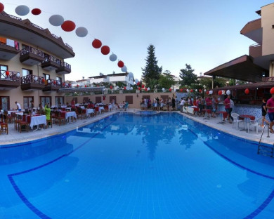 Antalya-HimerosBeach-2.jpg