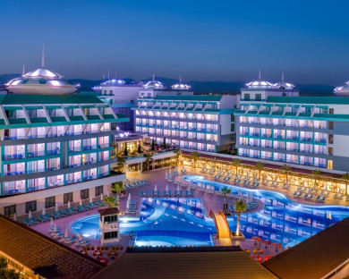 Antalya-SensitivePremium-1.jpg