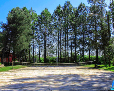 BandarAnzali-ZibaKenar-01.jpg