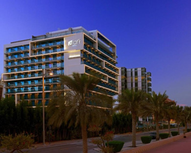 Dubai-AloftPalmJumeirah-1.jpg