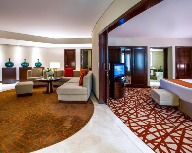 هتل کرون پلازا دیره (Crowne Plaza Deira) دبی 6