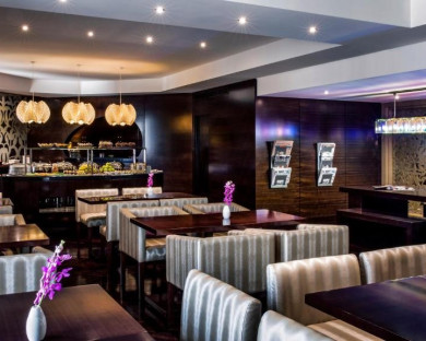 هتل کرون پلازا دیره (Crowne Plaza Deira) دبی 9