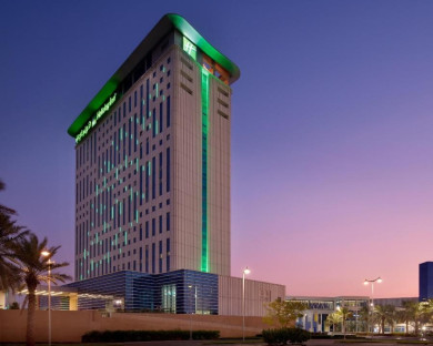 Dubai-HolidayInnFestivalCity-1.jpg