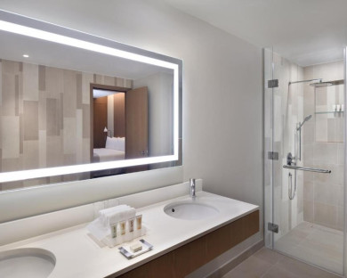 Dubai-HolidayInnFestivalCity-3.jpg