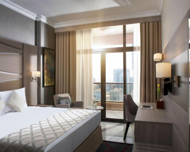 Dubai-TwoSeasons-11.jpg