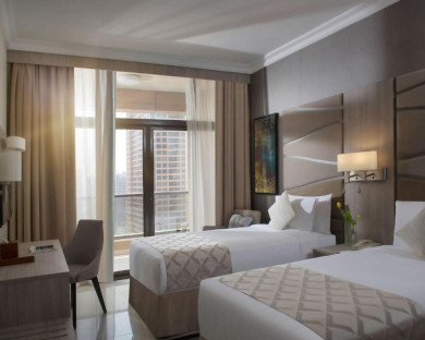 Dubai-TwoSeasons-29.jpg