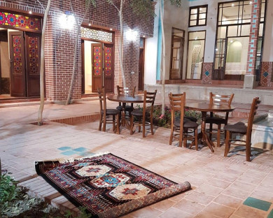اقامتگاه بومگردی آریو اصفهان 13