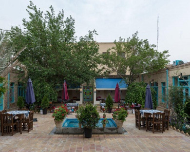 اقامتگاه بومگردی هاتف اصفهان 2