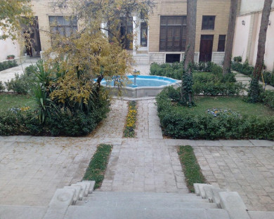 Esfahan-Nesfejahan-04.jpg
