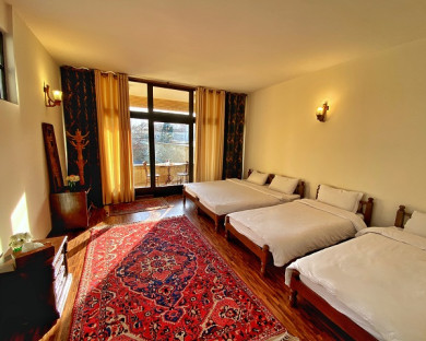 Esfahan-Sarv-08.jpg
