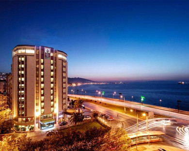 Izmir-BestWesternPlusKonak-3.jpg