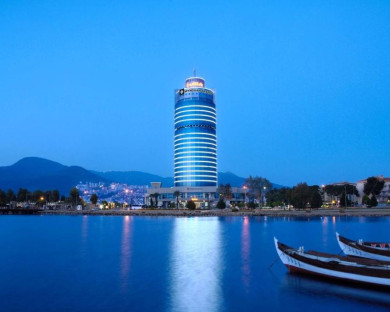 Izmir-WyndhamGrandOzdilek-1.jpg