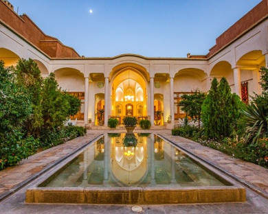 Kashan-DarbeBagh-09.jpg