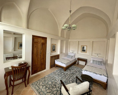 Kashan-DarbeBagh-17.jpg