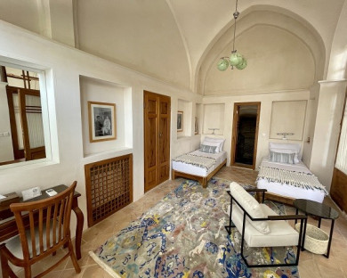 Kashan-DarbeBagh-22.jpg