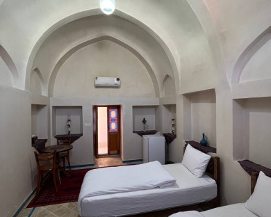 Kashan-Mirzataghikhan-05.jpg