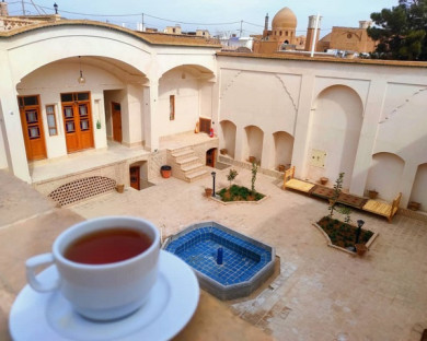Kashan-Mirzataghikhan-07.jpg