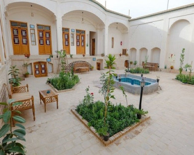 Kashan-Mirzataghikhan-16.jpg