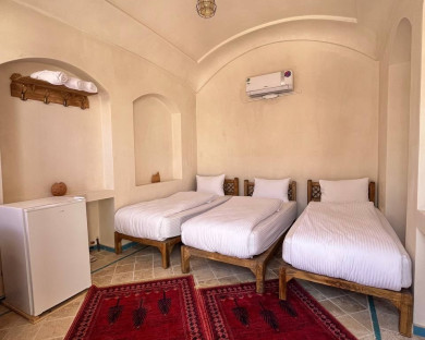 Kashan-Mirzataghikhan-20.jpg