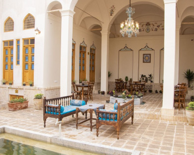 Kashan-SarayBaghi-2.jpg