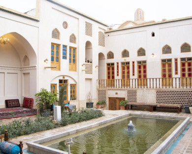 Kashan-SarayBaghi-6.jpg
