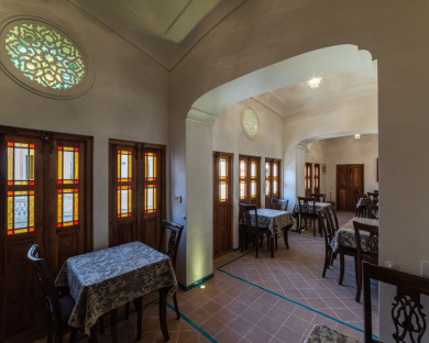 Kashan-SarayeErfani-25.jpg