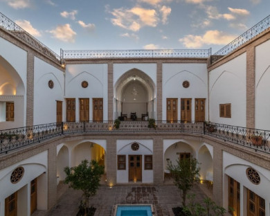 Kashan-SarayeErfani-27.jpg
