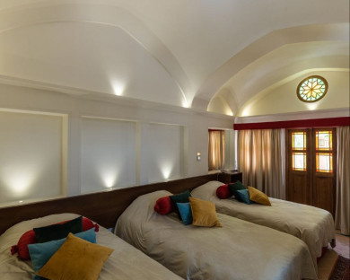 Kashan-SarayeErfani-29.jpg