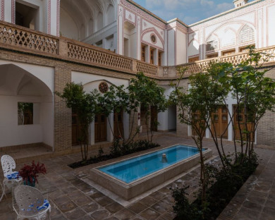 Kashan-SarayeErfani-7.jpg