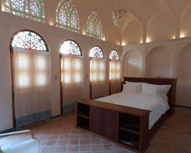 Kashan-Saraysourijan-05.jpg