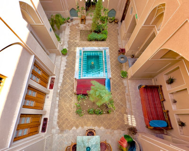 Kashan-Sarva-12.jpg