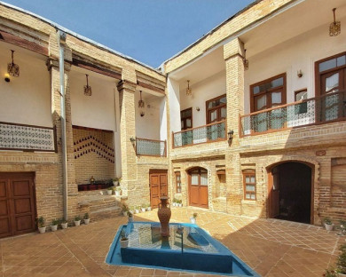 Kermanshah-Emaratebamgah-11.jpg