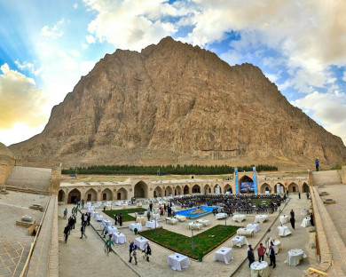 Kermanshah-Laleh_biston-07.jpg