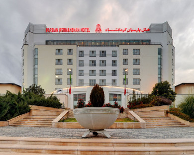 Kermanshah-Parsian-27.jpg