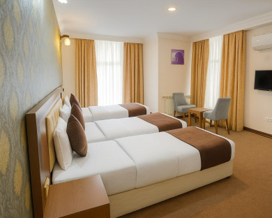 هتل آزادی افلاک خرم آباد 4