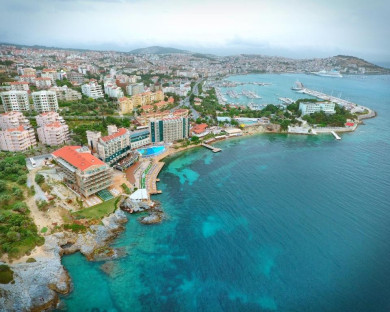 Kusadasi-CharismaDeluxe-1.jpg