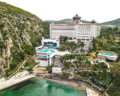 Kusadasi-LadoniaAdakule-1.jpg