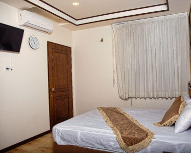 Mashhad-Anoosh-13.jpg