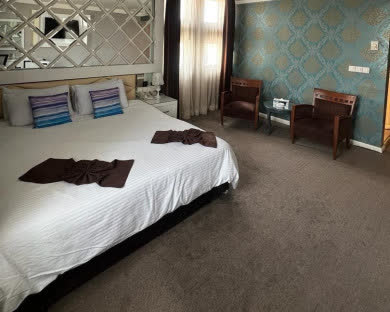 هتل ثامن مشهد 32