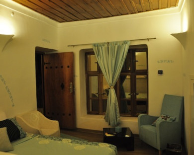 Mehdishahr-Khanegol-06.jpg